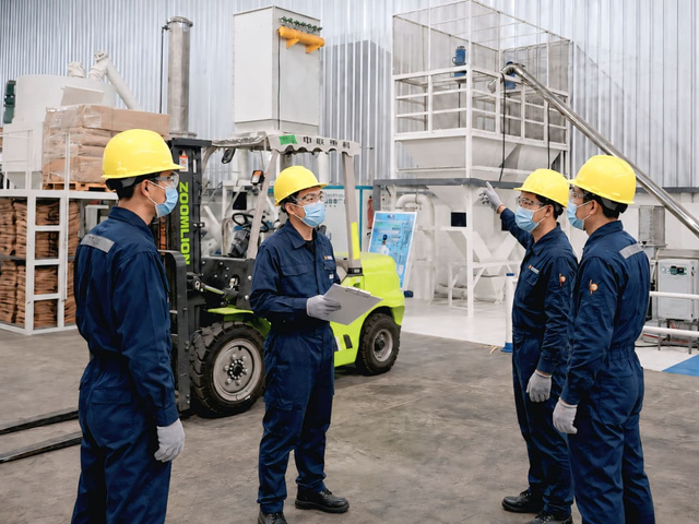 ACI team at the Cikarang factory